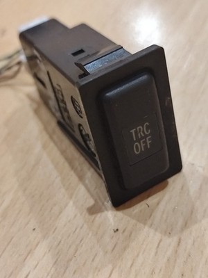 Toyota Corolla Verso 2008/TRC off switch/TR8801