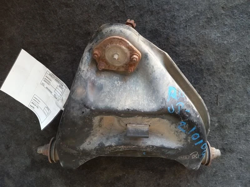 Brazo de control superior delantero pasajero 83-05 Chevrolet Blazer S10/Jimmy S15 19133654 Foto 4 de 4