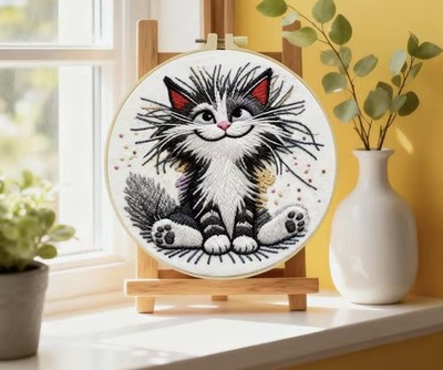 Stickpackung - The Dazed Cat 15 cm Durchmesser mit Displayreifen