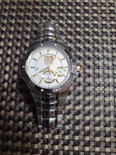 Seiko Coutura Kinetic Men's Watch -Vintage Perpetual Calendar Band 7  3/4 Wrist