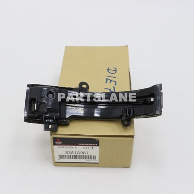 8351A067 Mitsubishi Lamp Assyside Tsigfr LH Genuine OEM Part for