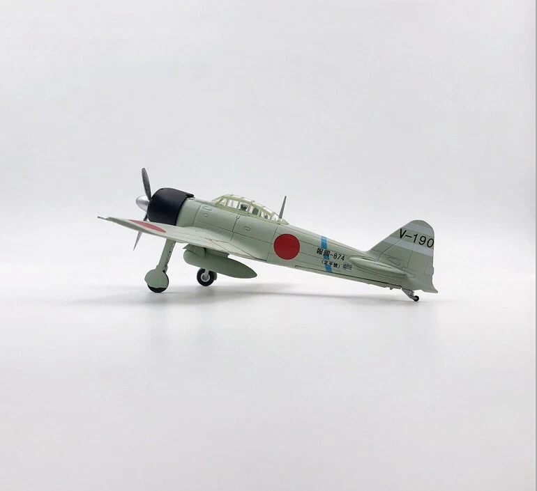 AMER WWII Japanese A6M3 Zero Carrier Fighter 1942 1/72 Diecast Aircraft Model - Image 3 of 4