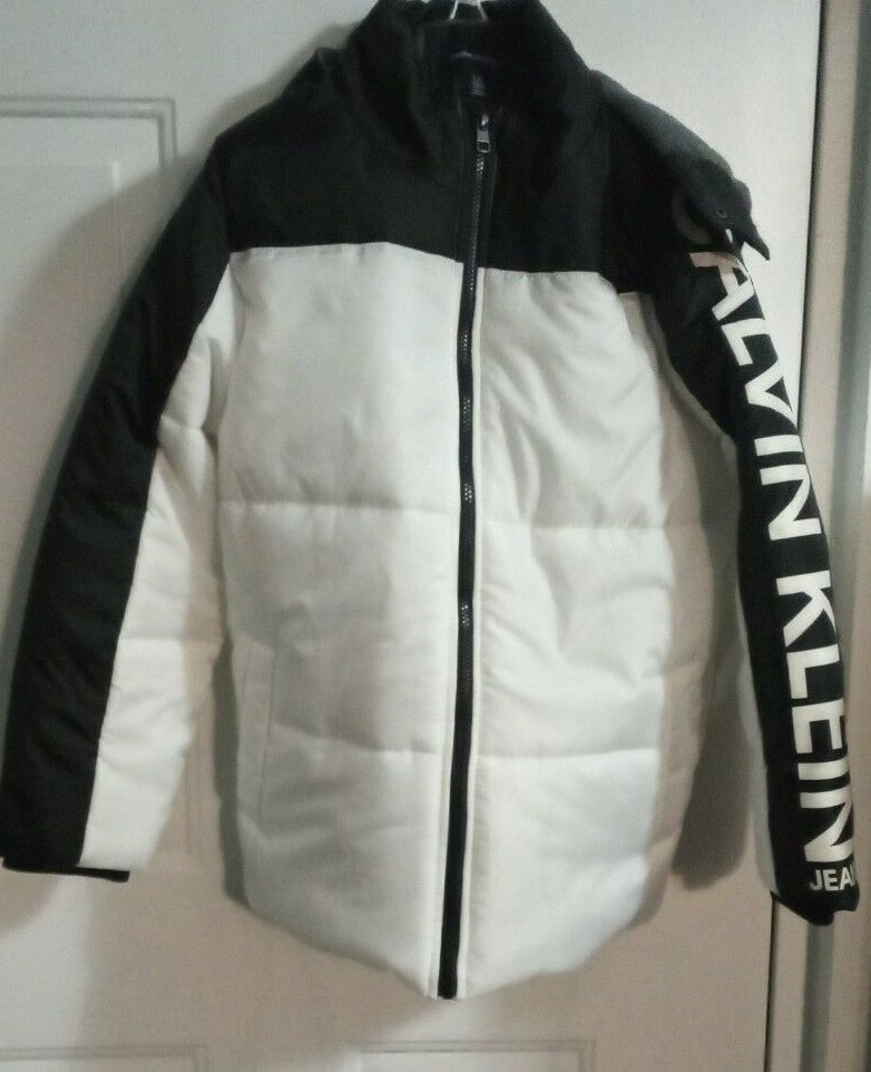 Calvin Klein Boys' Blocked Logo Puffer 