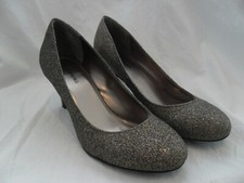 NEW Bronze Glitter Shoes Size 8
