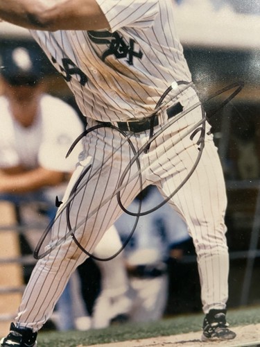 FRANK THOMAS SIGNED AUTOGRAPHED CHICAGO WHITESOX 8X10 PHOTO Framed - Picture 2 of 5