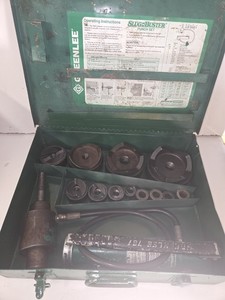 Greenlee 7310SB Slug Buster Knockout Punch Set ,w/ Hydraulic Ram & 767 Hand Pump