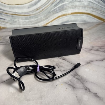 XtremeMac Soma BT Wireless Bluetooth Portable Speaker USB-SBT Charger
