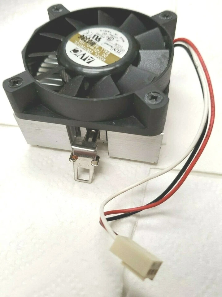 60X15MM COOLING FAN 12VDC .15AMP 3 WIRE W / HEATSINK 2.5X2.3X1 FREE SHIPPING - Image 2 of 4