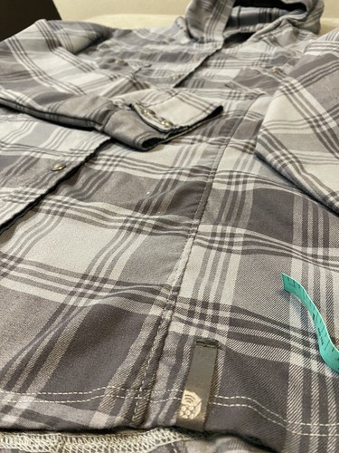 Mountain Hardware shirt jacket With Hood Womens Size 14 - 第 14/14 張圖片
