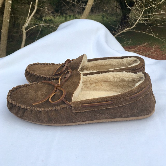 clarks moccasin slippers