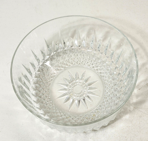 Large Arcoroc Crystal Starburst Serving Salad Bowl 8" France - Picture 3 of 6