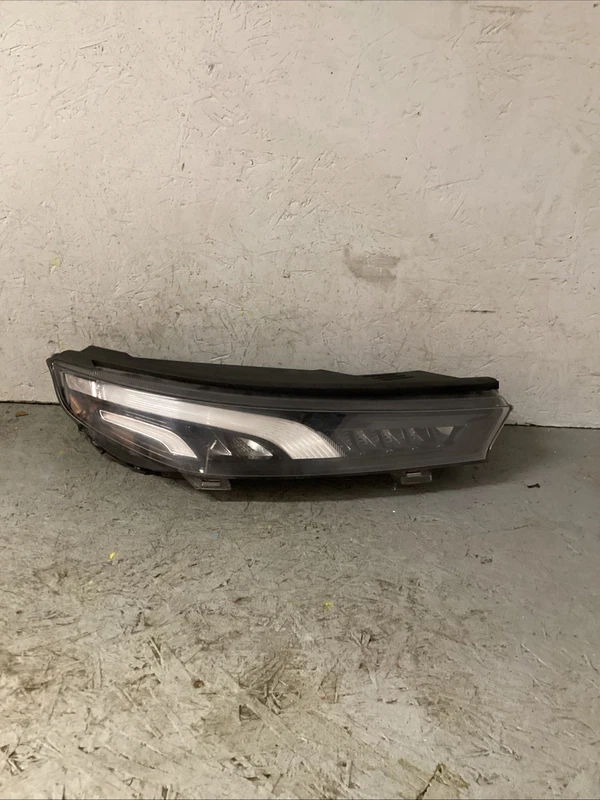 2020-2022 Hyundai Palisade RIGHT RH PASSENGER SIDE DAYTIME RUNNING LIGHT OEM