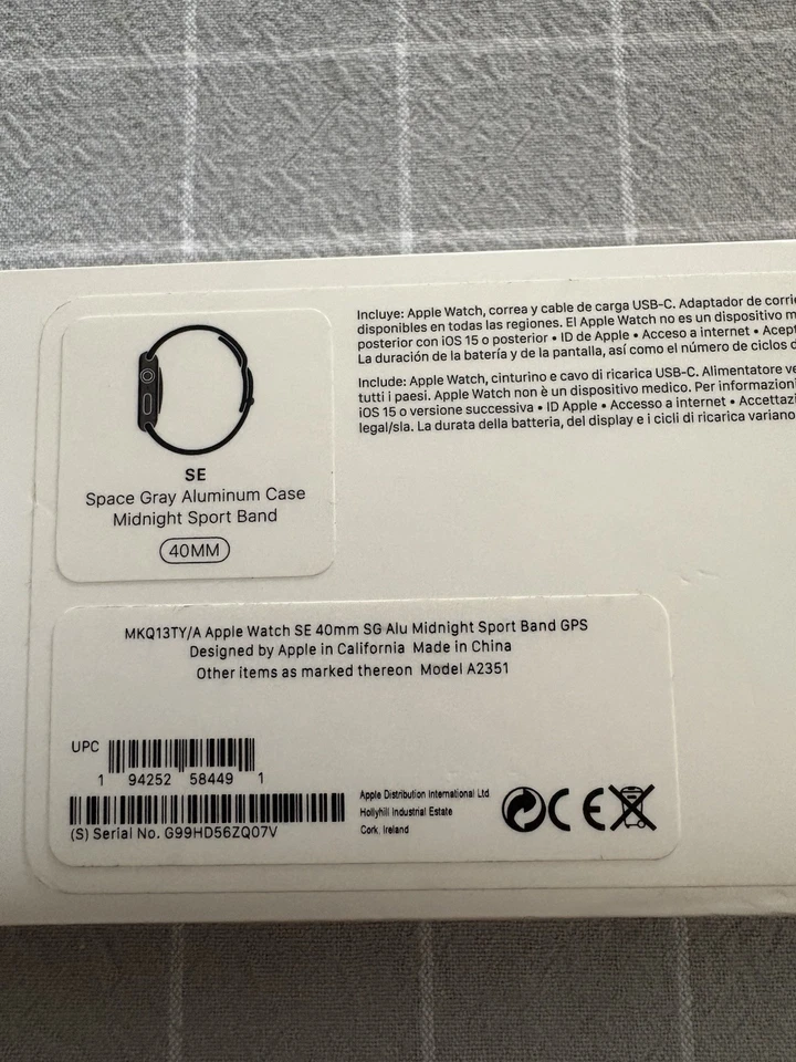 Apple Watch SE  40mm Cassa in Alluminio Color Mezzanotte con Cinturino..., foto 4 di 4