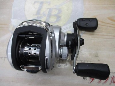 Abu Garcia Silver Max 3 Baitcastrolle glatter Griff Angelausrüstung