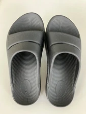 OOFOS OOahh Slide Sandal Black Recovery Comfort Shoes Women 8 Men 6