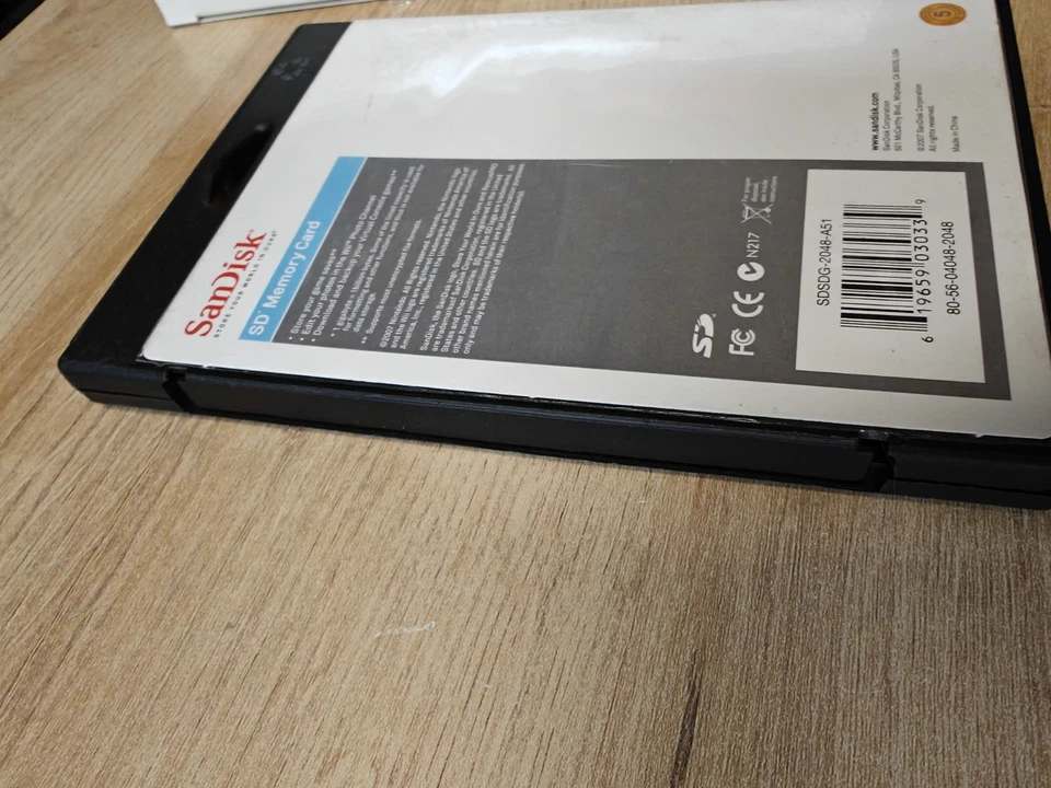 SanDisk 2GB SD Memory Card For Nintendo Wii Console New Sealed Official Licensed - Image 2 of 3