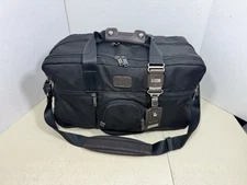 Tumi Alpha Bravo Dorado Convertible Duffel/backpack Black 21x10x10 (80)