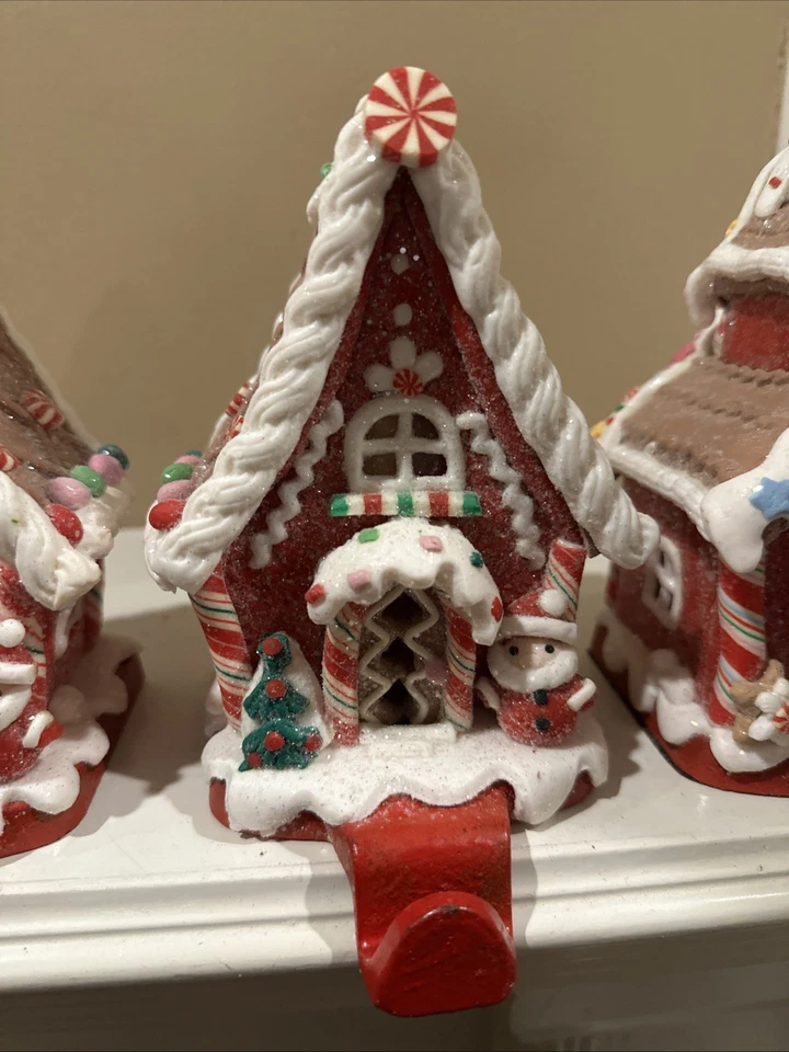 Raro Juego de 4 Perchas para Medias Casa de Pan de Jengibre Vacaciones Soporte para Medias Nuevo Foto 4 de 4