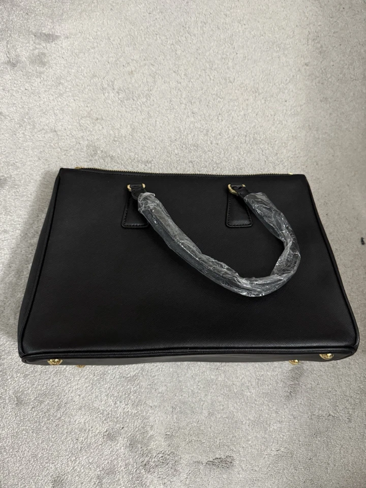 Prada Saffiano Lux Double Zip Tote Black – Brand New w/ Tags & Authenticity Card - Image 4 of 4