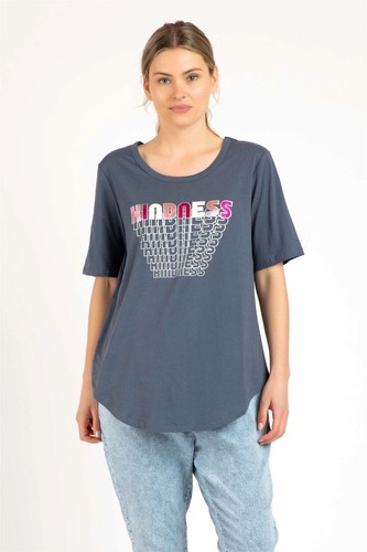 Betty Basics Ariana Tee in Grey - Kindness Print - Picture 6 of 11
