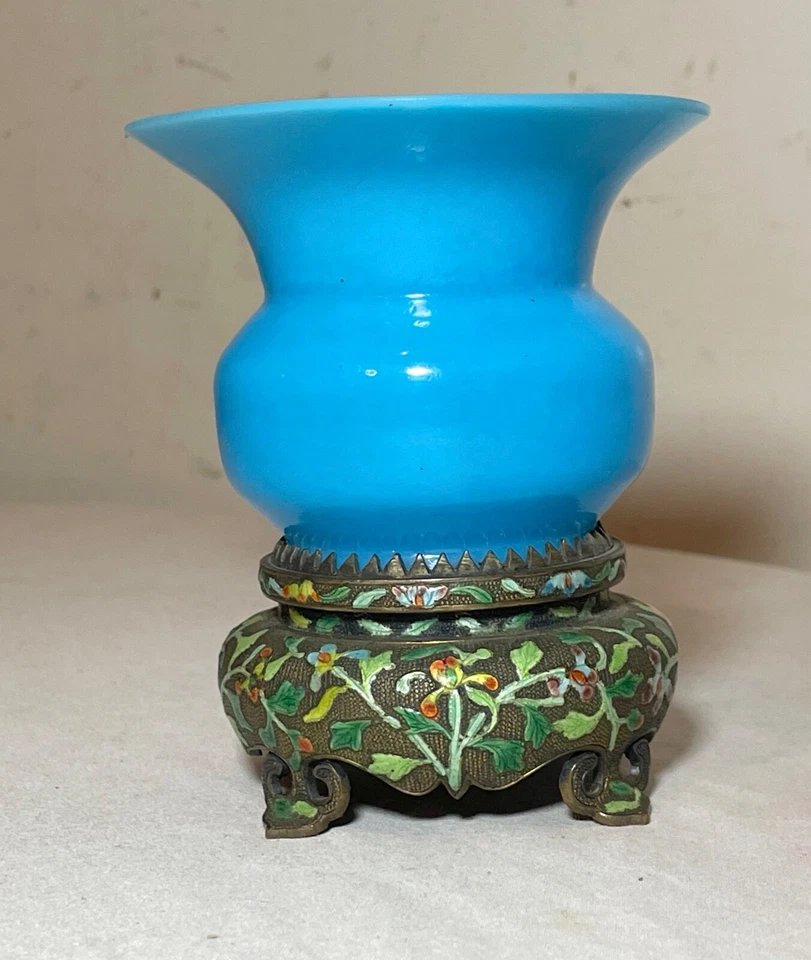 Antiguo cuenco base bronce esmaltado vidrio opalino azul chino siglo XIX Foto 2 de 4