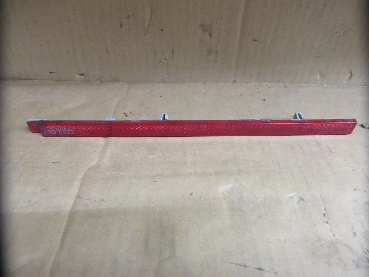 1990-1992 Cadillac Brougham Fleetwood Rear Bumper Reflector OEM 