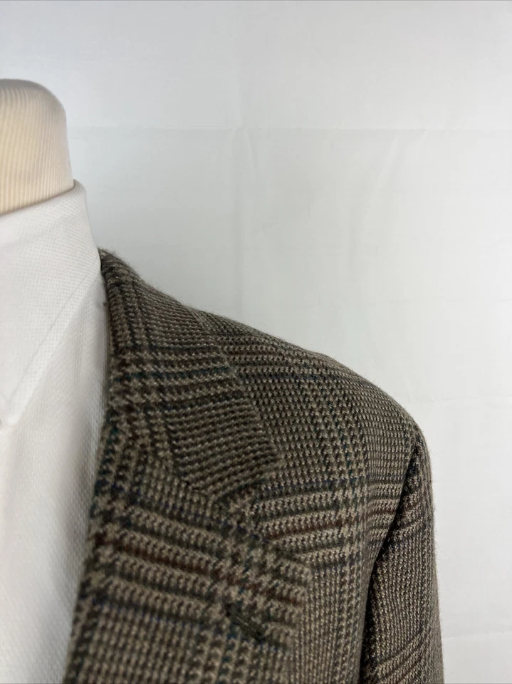 FALL/WINTER Savile Row Men's Brown Plaid Wool Blazer 44L $695 - Image 2 of 4