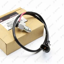 OEM Genuine MITSUBISHI Montero 01-06 Front Differential Freewheel Clutch Switch