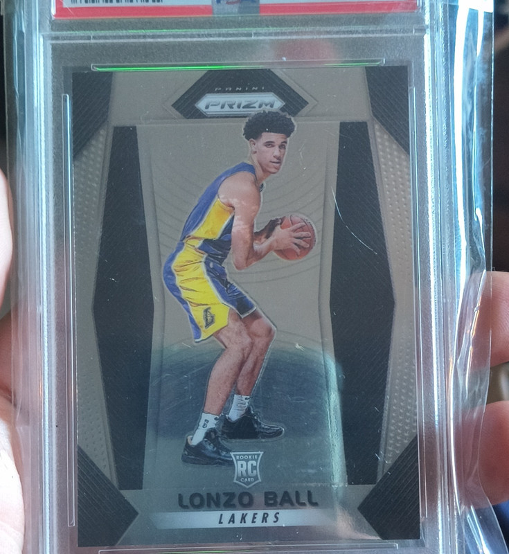 Panini 2017-18 Prizm Lonzo Ball #289 Rookie Los Angeles Lakers PSA 10 NBA Card