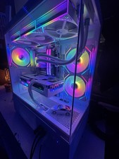 4K/1440p Gaming PC Ryzen 7 9700X Radeon 9070 XT 32GB DDR5 2TB SSD