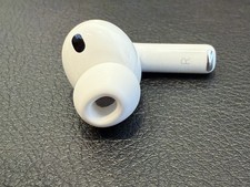 2025 Apple AirPods Pro 3 Original OEM Replacement Right Earbud A3063 