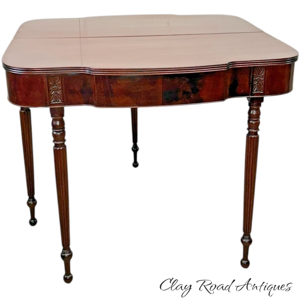 antigua consola estilo federal caoba mesa de pasillo arco frontal tarjeta de juego Foto 3 de 4