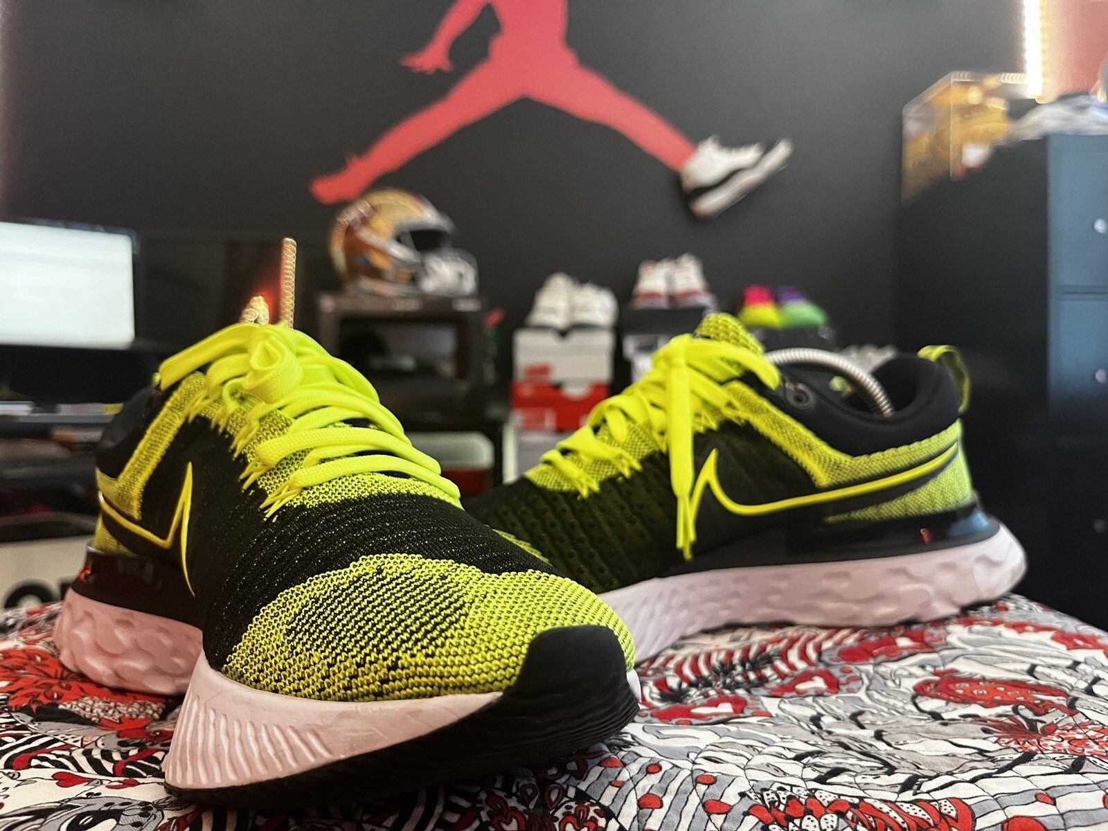 Nike REACT INFINITY VOLT RUN FK 2 MENS 9.5 | WOMANS 11 🔥rare🔥 image 7