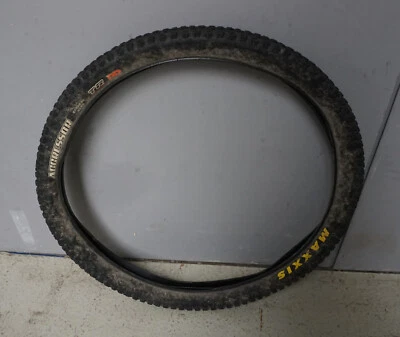 1 Maxxis Aggressor TR DD Reifen MTB Faltreifen 27,5x2.3 (A023-272) - Bild 1 von 3