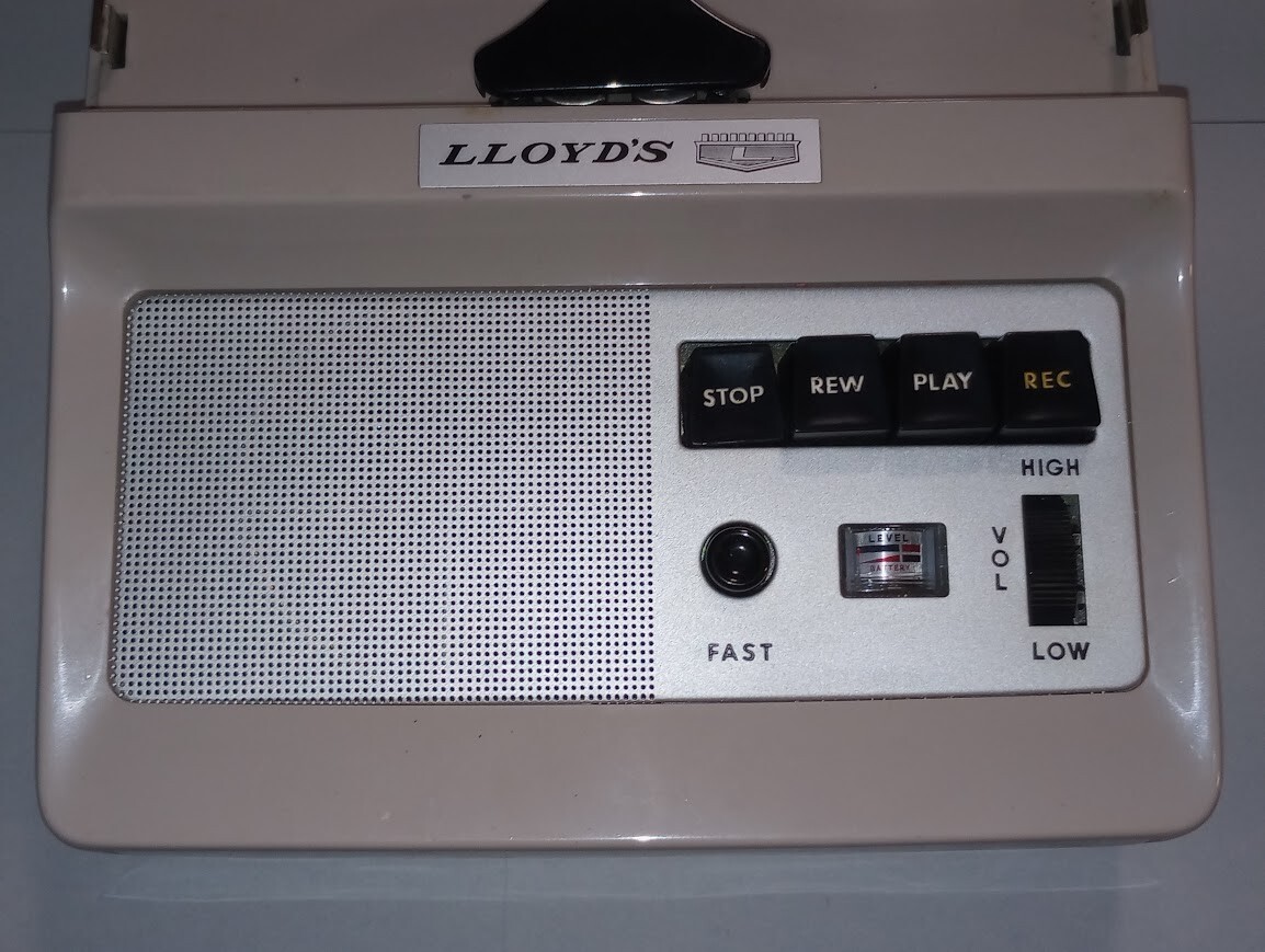 Vintage Lloyds Transistor Portable Tape Recorder Untested | eBay Vintage Lloyds Transistor Portable Tape Recorder Untested | eBay