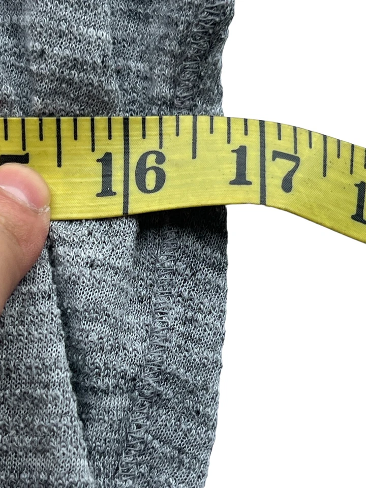 Camisa Top Atlética Athleta Manga 3/4 Para Mujer Talla Mediana M Gris Mezcla de Poliéster Foto 4 de 4