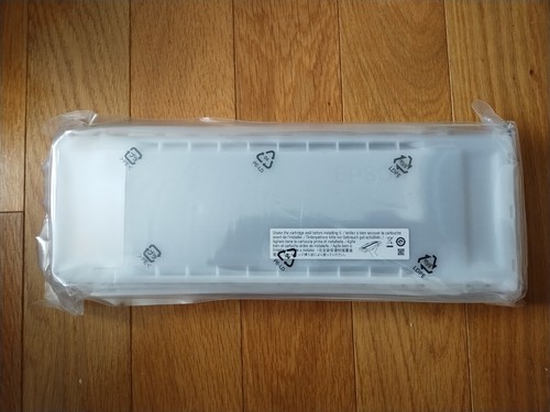 2022 GENUINE EPSON T8904 YELLOW INK SURECOLOR SC-S40600 SC-S60600 SC-S80600 NEW - 第 2/2 張圖片