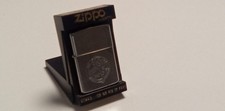 Accendino originale ZiPPO, mod. N° 352 con depliant delle istruzioni d'uso.
