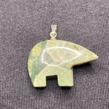 Vtg Native American Zuni Tribe Carved Stone Small Fetish Bear Pendant w sterling