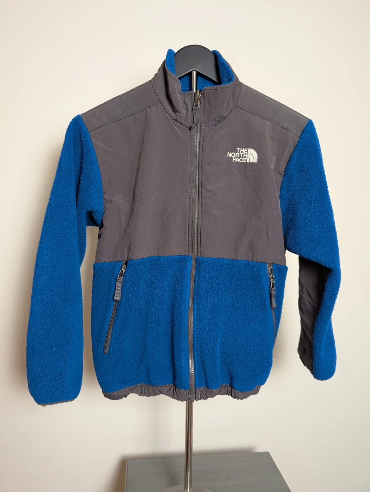 The North Face Jacket Youth Boys Medium Gray Blue Zip Up Pockets Fleece Outdoor