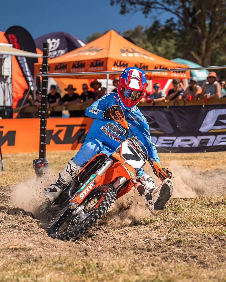 Motorex CROSS POWER 4T SAE 10W/50 MA2 IL Fully Synthetic High-Performance 4T Oil - Image 4 of 4