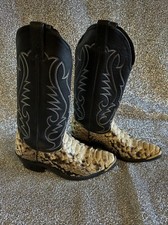 Vintage Woman  s Laredo Snake Skin Boots