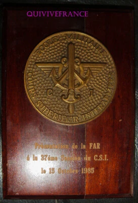 TB250 - PLAQUETTE MEDAILLE ECOLE MILITAIRE COURS SUPERIEUR INTERARMEES FAR 1985 - Photo 1/2