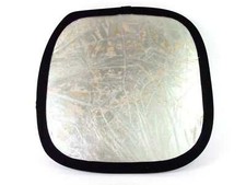 Westcott Illuminator Silver and Gold Reflector with Case, in EC.