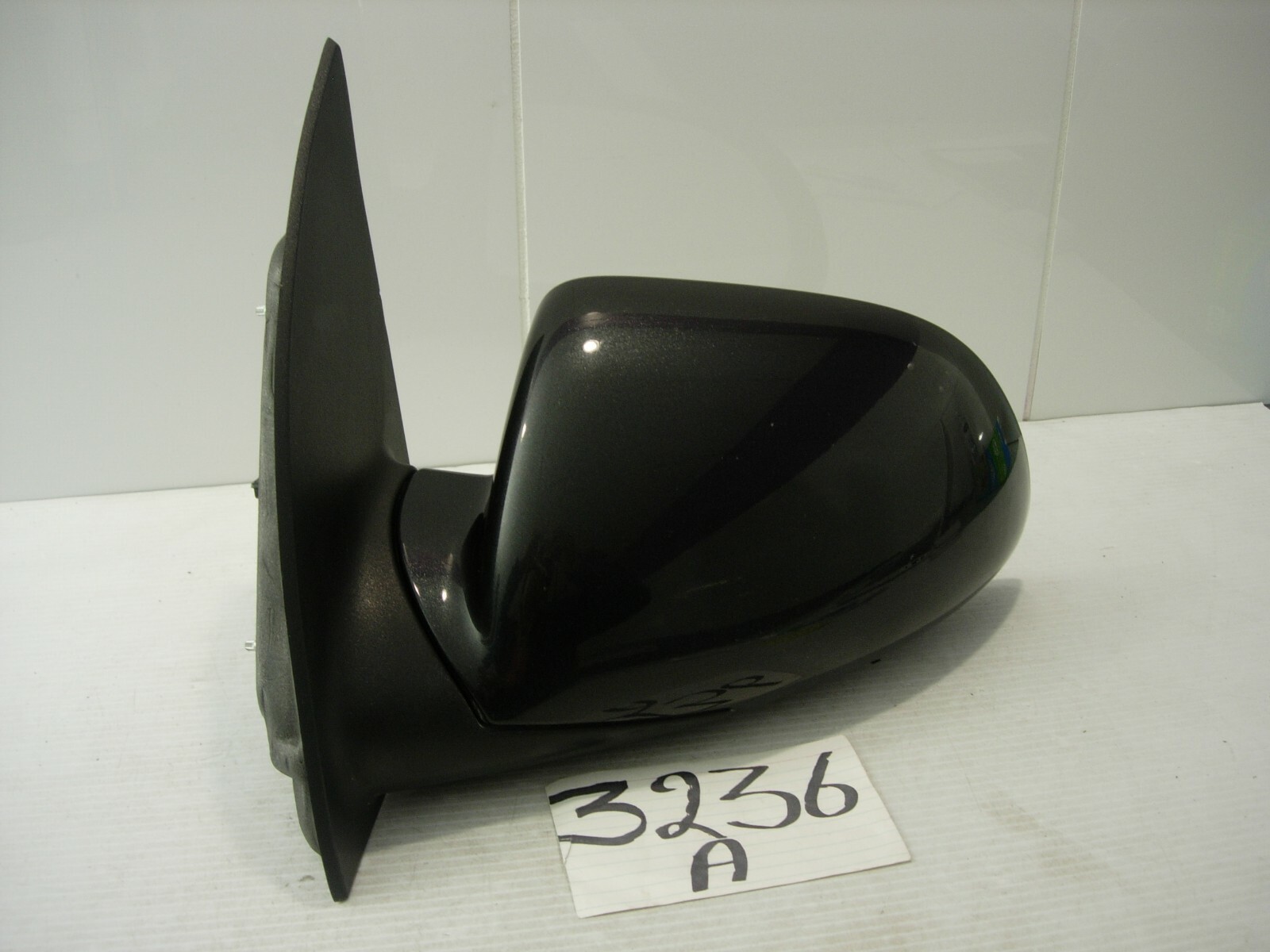 05 06 07 08 09 Chevrolet Equinox DRIVER side Mirror Used Power #3236-A 