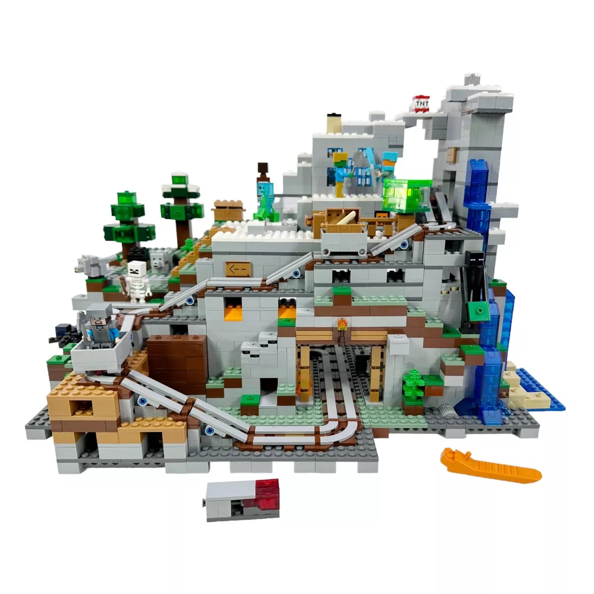 LEGO Minecraft 21137 The Mountain Cave - Mostly Complete SOLD AS