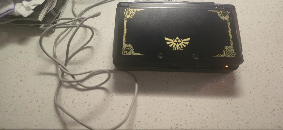 The Legend of Zelda 3DS Console Ocarina of Time 25th Anniversary