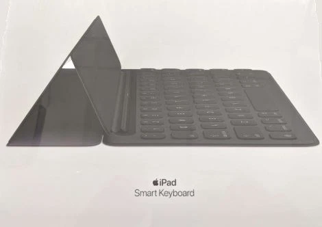 GENUINE APPLE SMART KEYBOARD IPAD 7TH/8TH/9TH GEN 10.2" / AIR 3RD GEN/ 10.5" PRO - Image 2 of 4