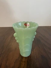 JADEITE Vintage Anchor Hocking Fire King Art Deco Flower Vase 5.25" tall Label