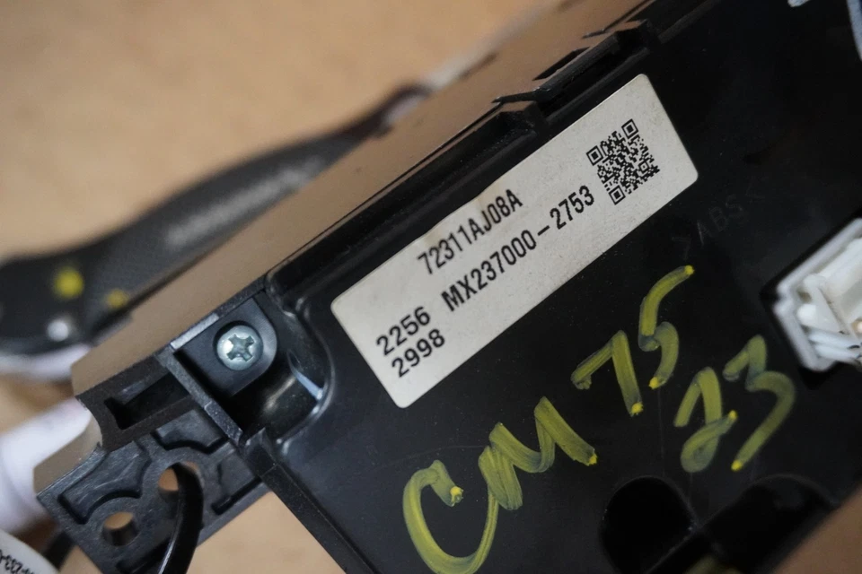 2010 2011 2012 2013 SUBARU LEGACY TEMPERATURE AC Control PANEL OEM 72311AJ08A - Image 3 of 4